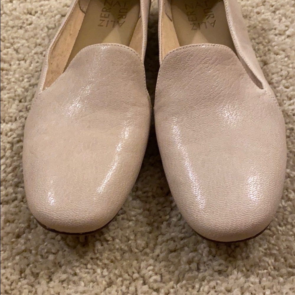 Naturalizer Flats